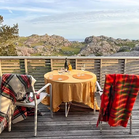 Traditional With Sea View In Jaeren Sirevåg