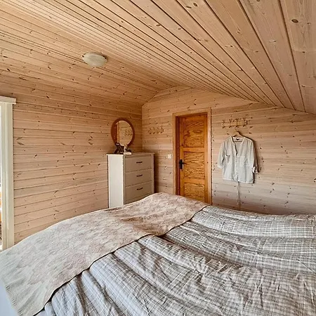 Feriehus Traditional With Sea View In Jaeren Sirevåg