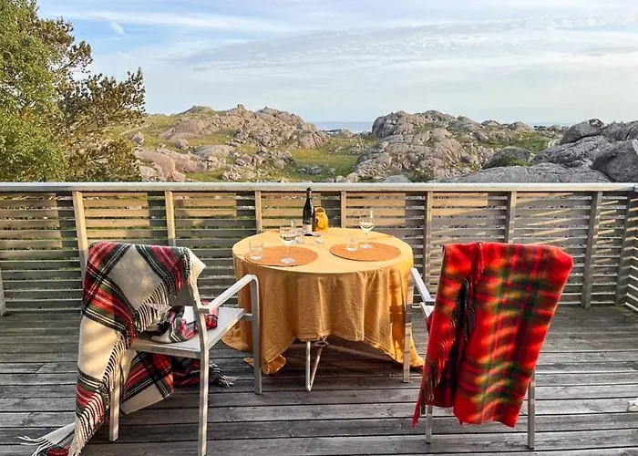 Traditional With Sea View In Jaeren Sirevåg