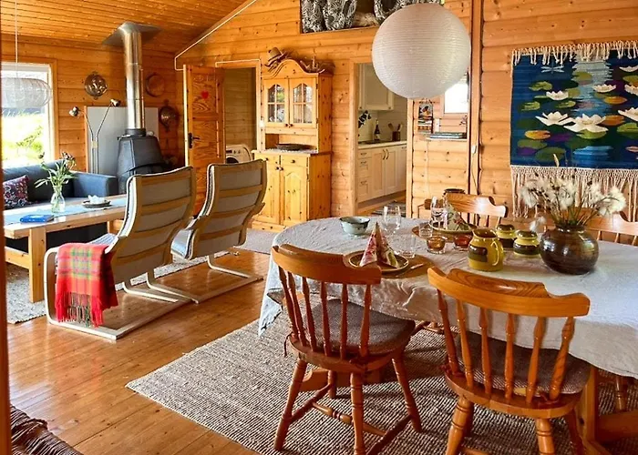 Traditional With Sea View In Jaeren Sirevåg