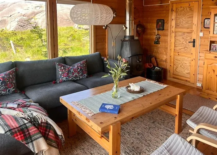 Traditional With Sea View In Jaeren